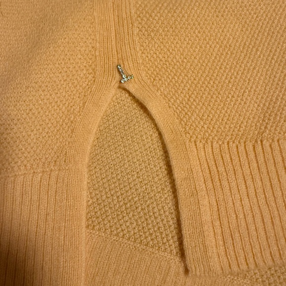 LAFAYETTE 148 Peach Cashmere Sweater size XS - Picture 4 of 13